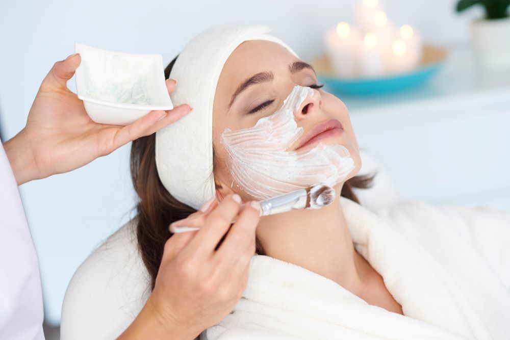 Hydra Facial